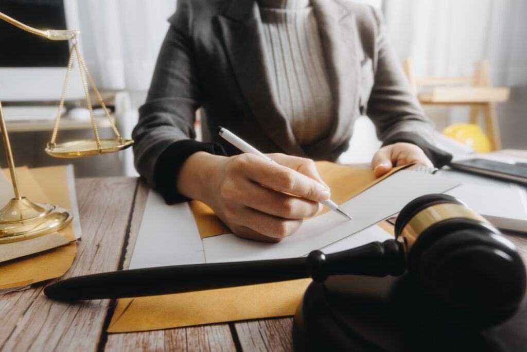 Navigating the Legal Landscape: A Small Business Owner's Guide to Success